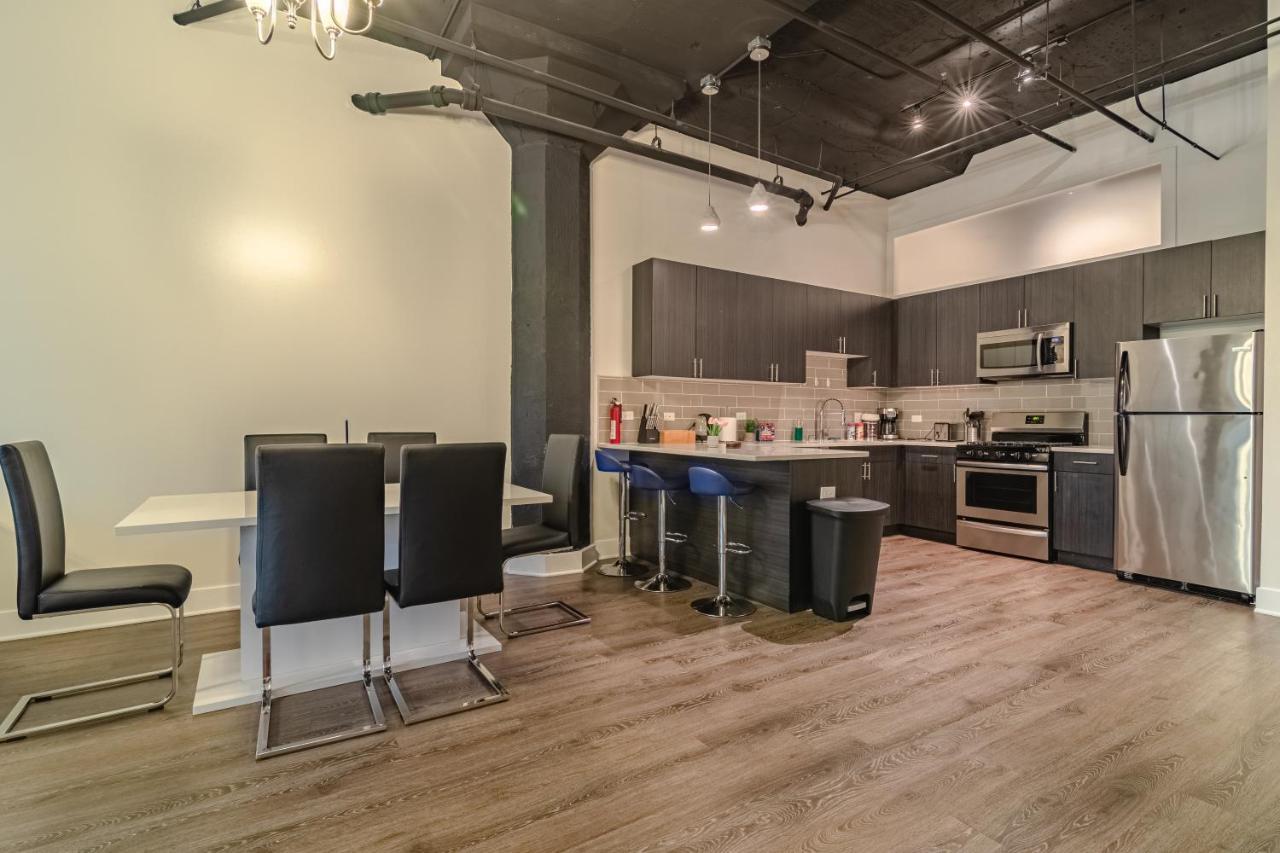 Ideal 3Br Business Or Leisure Rental In Chicago Fully Stocked Kitchen & Fast Internet With Optional Parking Near Soldier Field, Grant Park & Mccormick Place Чикаго Экстерьер фото