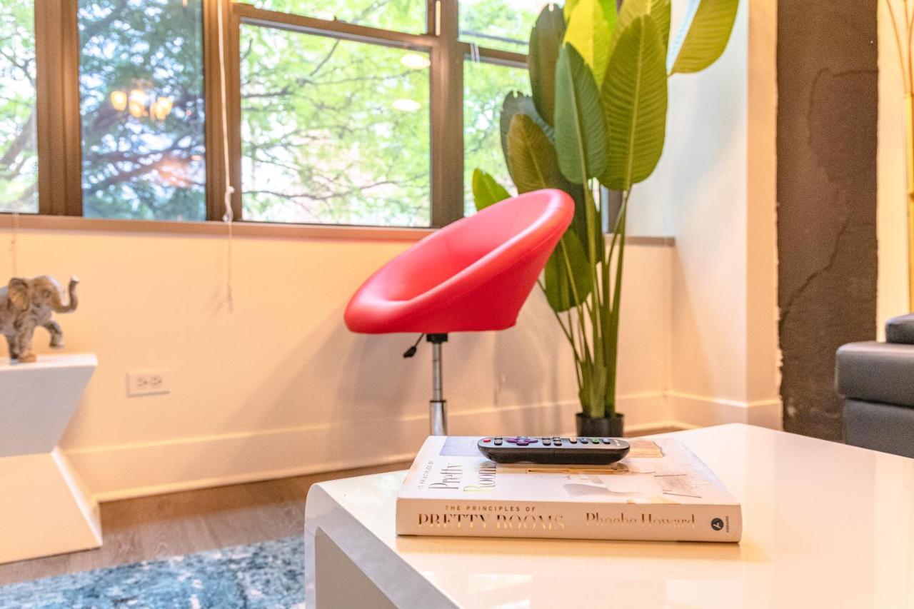 Ideal 3Br Business Or Leisure Rental In Chicago Fully Stocked Kitchen & Fast Internet With Optional Parking Near Soldier Field, Grant Park & Mccormick Place Чикаго Экстерьер фото