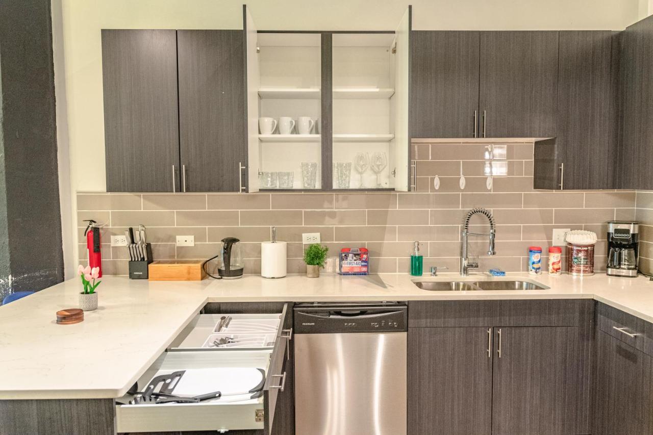 Ideal 3Br Business Or Leisure Rental In Chicago Fully Stocked Kitchen & Fast Internet With Optional Parking Near Soldier Field, Grant Park & Mccormick Place Чикаго Экстерьер фото